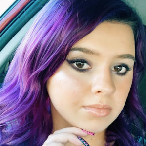 Meet your Posher, Alessandra